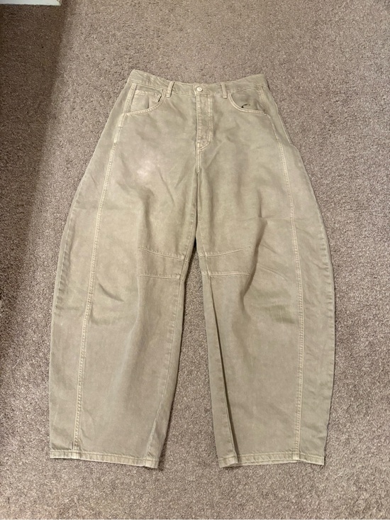 We The Free Denim - We the Free Mid-rise barrel jeans in light olive